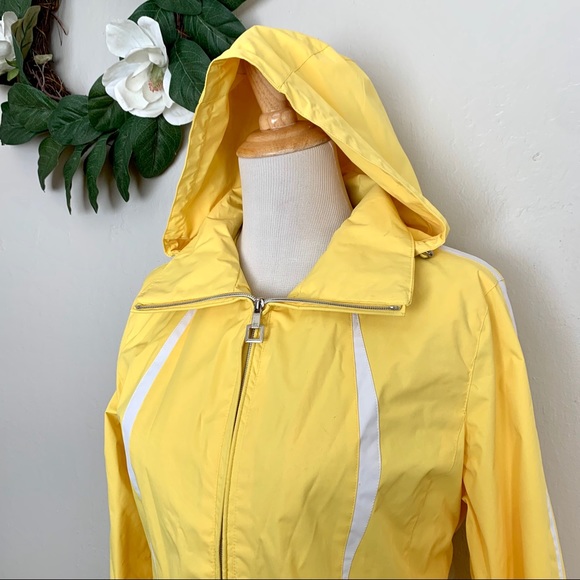 ZeroXposur Yellow Light Hooded Rain Jacket Size M - Picture 2 of 9